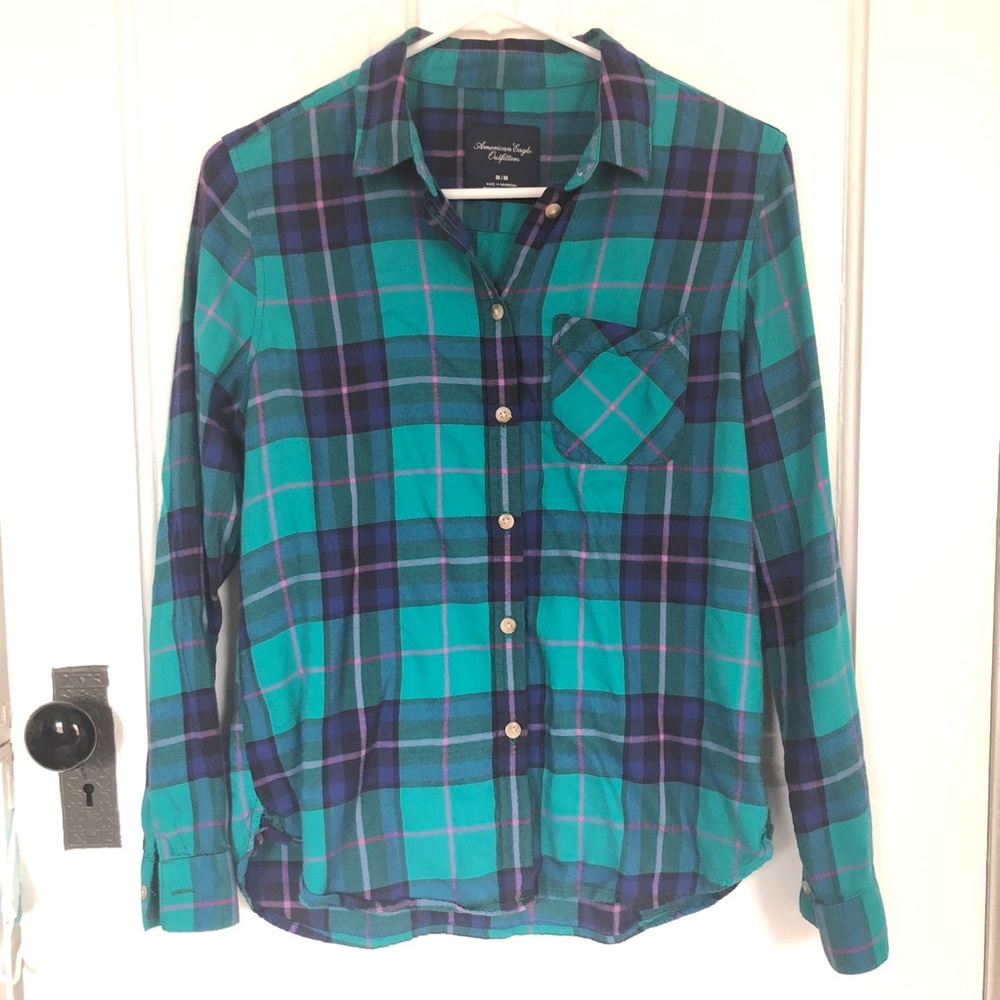 American Eagle Plaid Button Up
